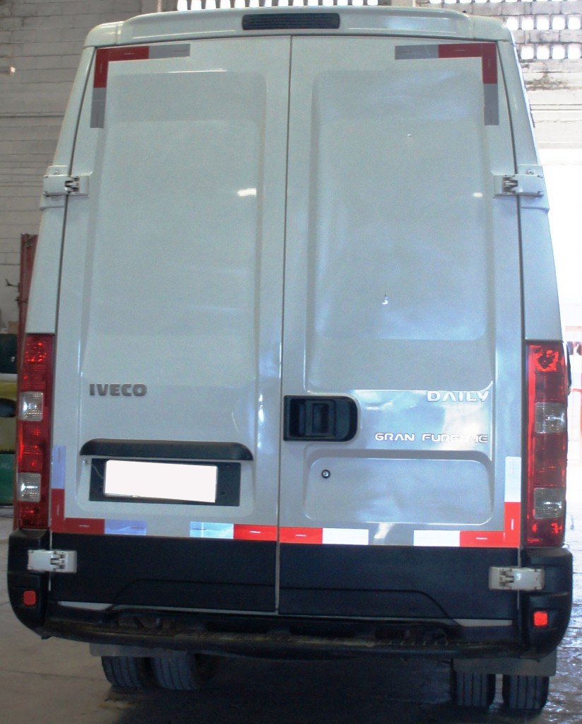 Reforma Iveco Daily Gran Furgone - Mascarello Cabines