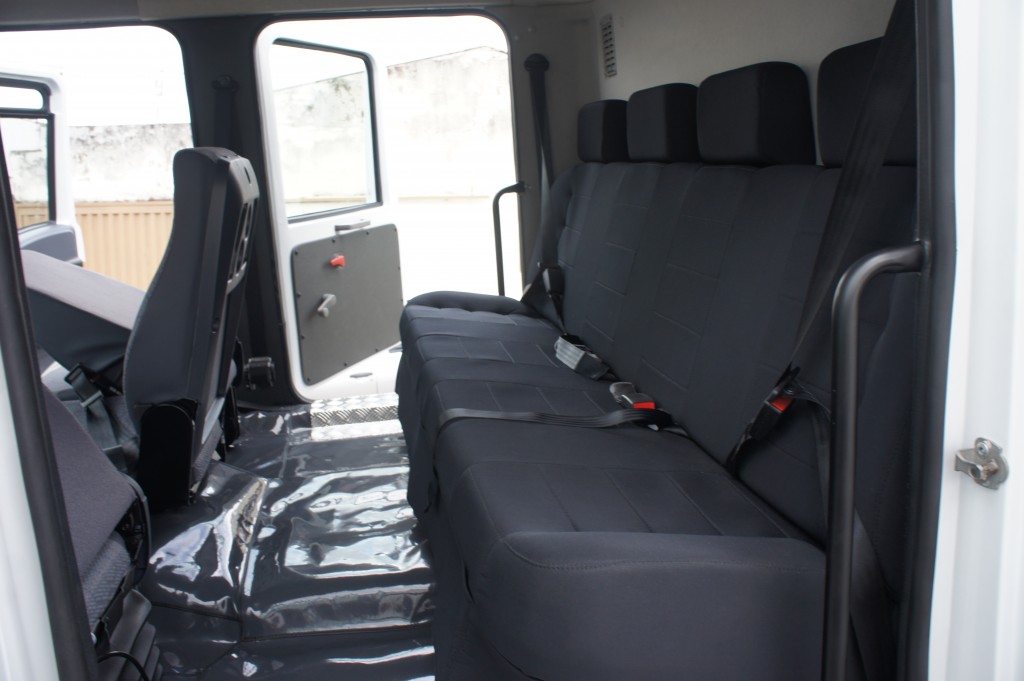Ford Cargo 1419 cabine dupla - Mascarello Cabines