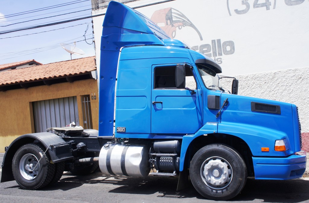 Reforma Volvo NL12 - Mascarello Cabines