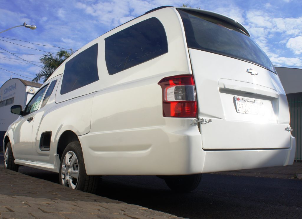 Customização Chevrolet Montana em Carro Fúnebre - Mascarello Cabines