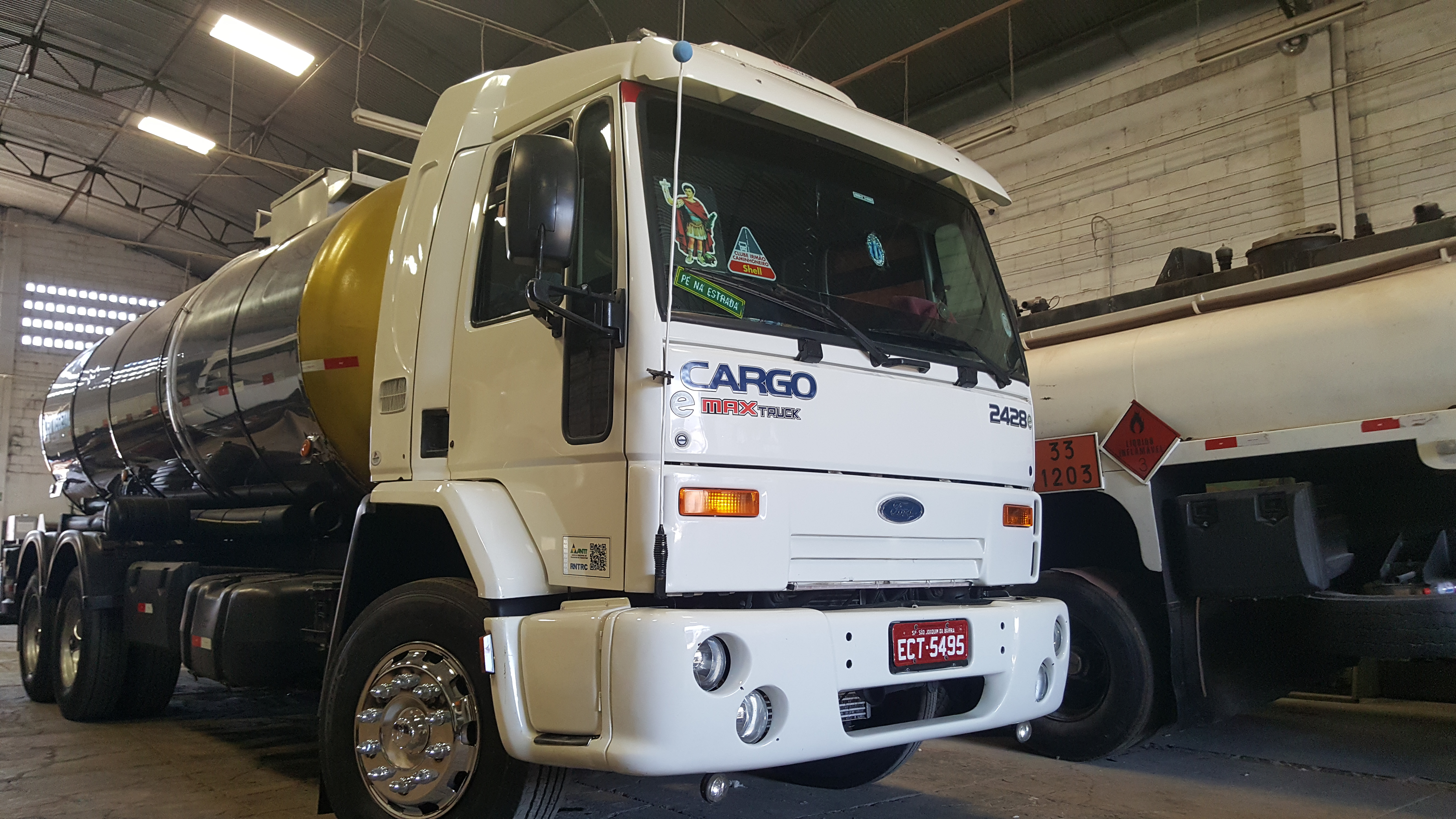 MASCARELLO CABINES CABINE DUPLA E CABINE LEITO - O perigo de suspender a  traseira do caminhão