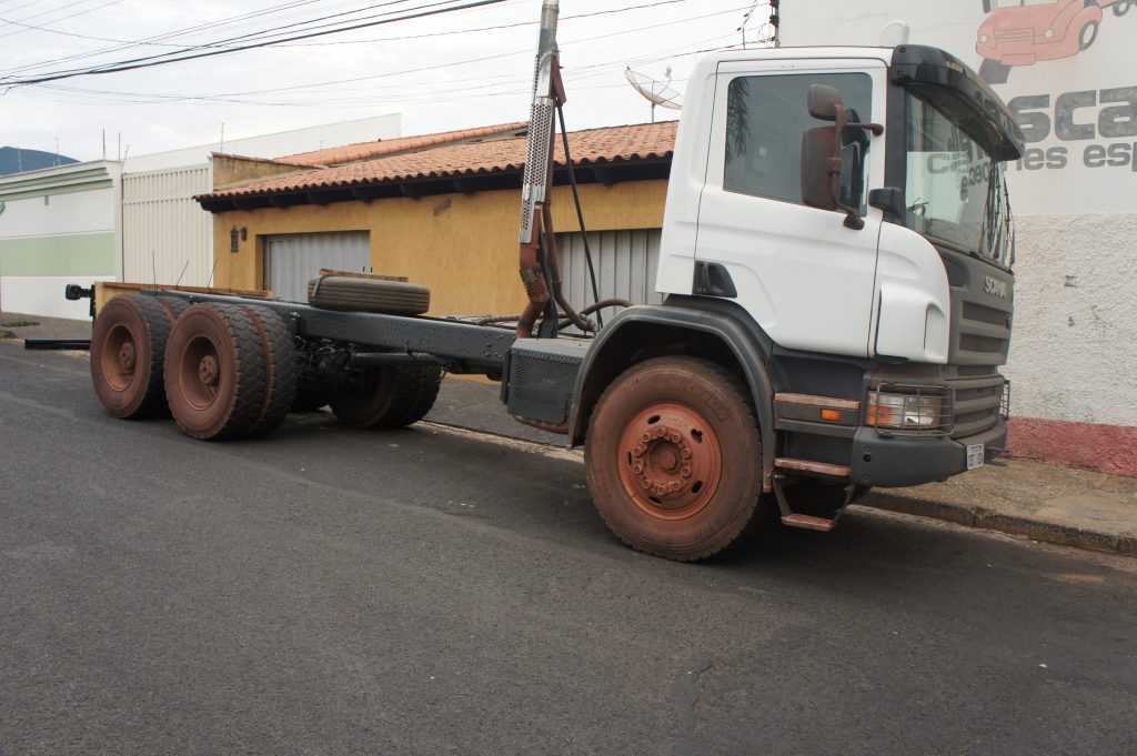 Scania P 420 cabine dupla - Mascarello Cabines